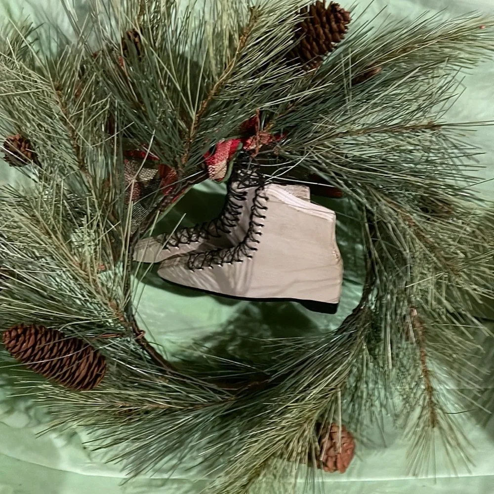 8 inch wreath